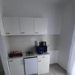 One Bedroom Vir