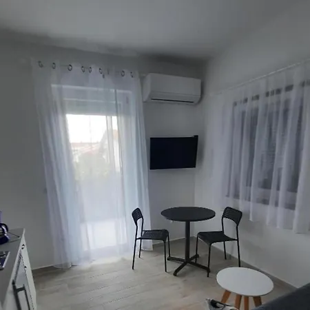 Apartman One Bedroom Vir
