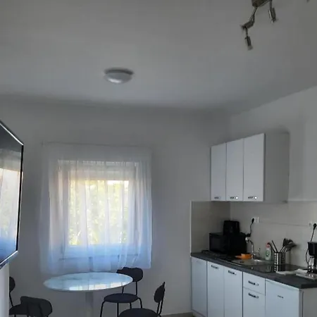 Lägenhet One Bedroom Vir